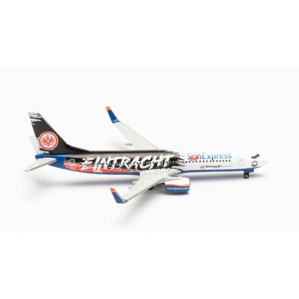 Herpa 535236  samolot Sun Express Boeing 737-800 “Eintracht Frankfurt - SGE Express” – TC-SPC  (1:500)