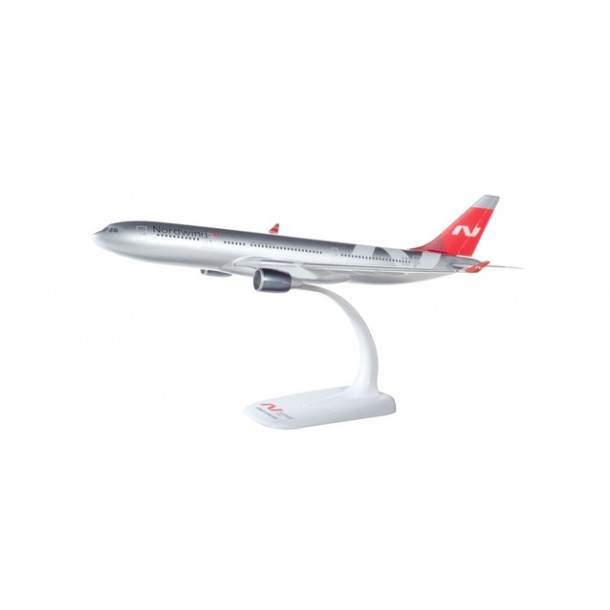 Herpa 612012  samolot  Nordwind Airlines Airbus A330-200   snap fit (1:200)