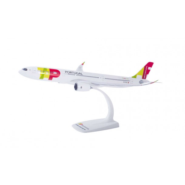 Herpa 612227-001 samolot TAP Air Portugal Airbus A330-900 neo  CS-TUC snap fit (1:200)